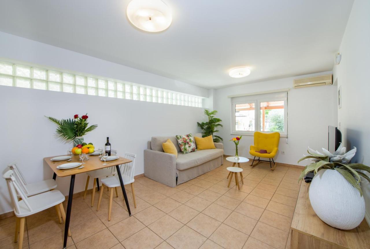 Manolia Dream Apartment 30M To The Beach Agia Marina Dış mekan fotoğraf